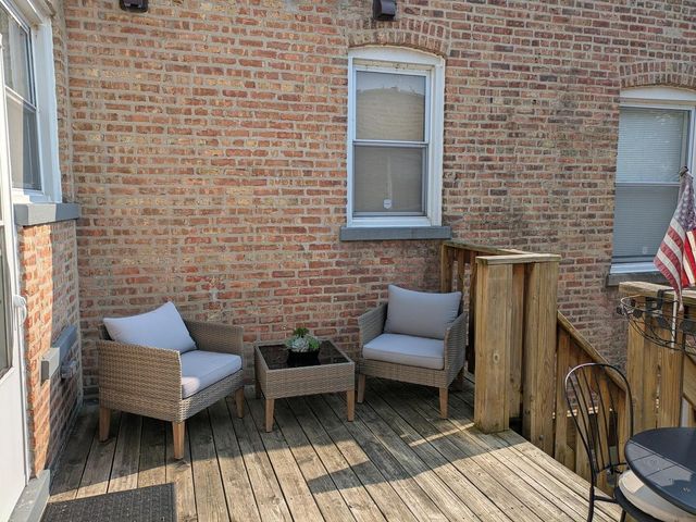 1511 W Pratt Boulevard 3, Chicago, IL 60626