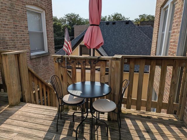 1511 W Pratt Boulevard 3, Chicago, IL 60626