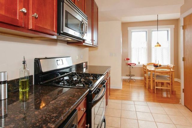 1511 W Pratt Boulevard 3, Chicago, IL 60626