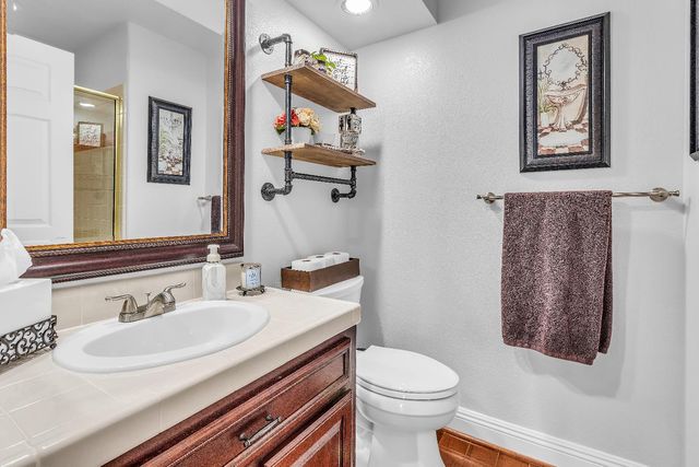 232 Silberhorn Dr, Folsom, CA 95630