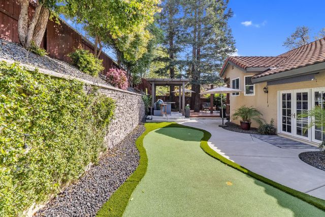 232 Silberhorn Dr, Folsom, CA 95630