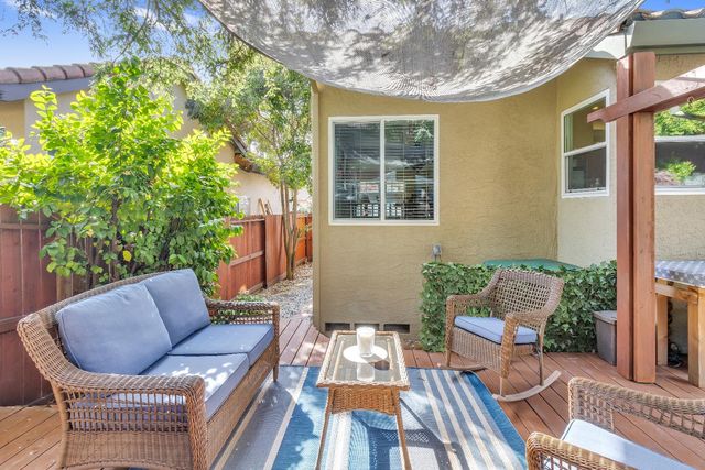 232 Silberhorn Dr, Folsom, CA 95630