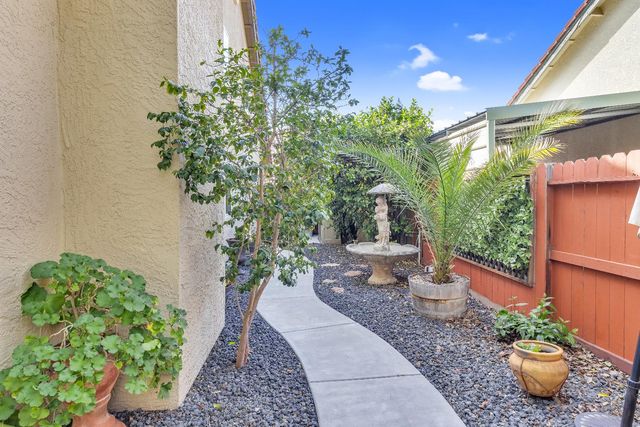 232 Silberhorn Dr, Folsom, CA 95630