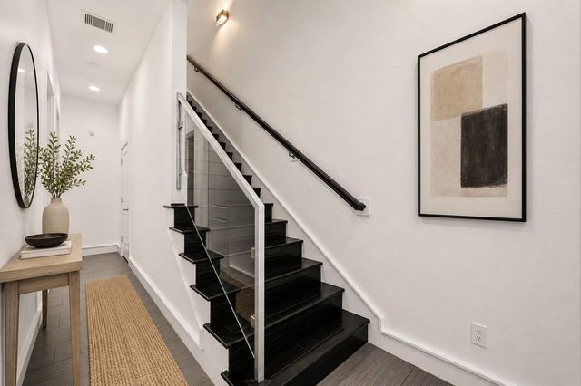 5228 Maxie Street B, Houston, TX 77007