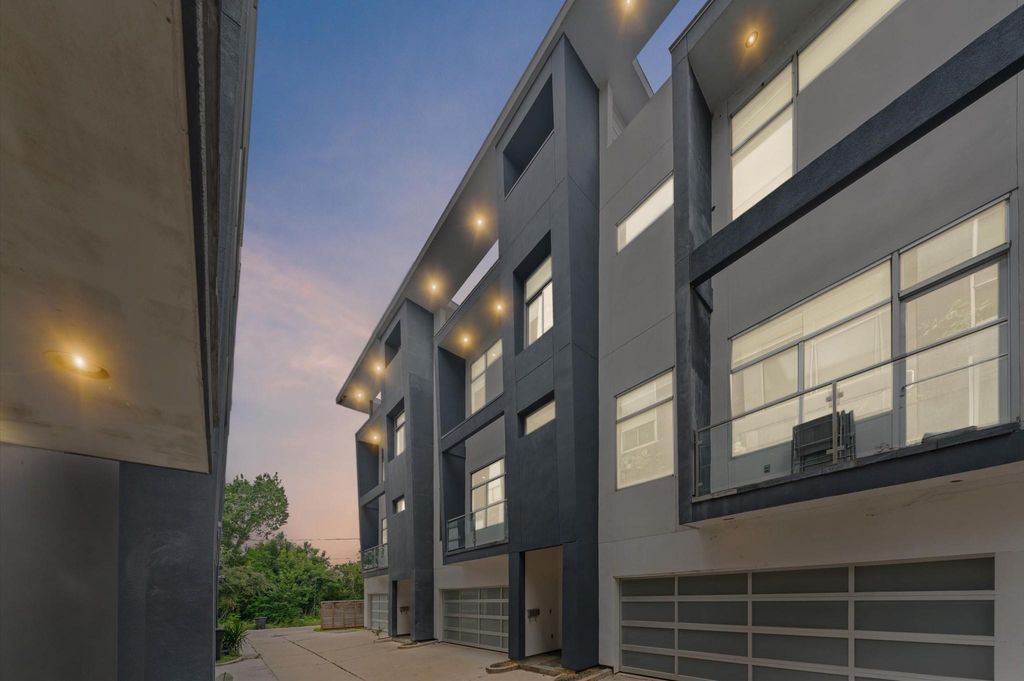 5228 Maxie Street B, Houston, TX 77007