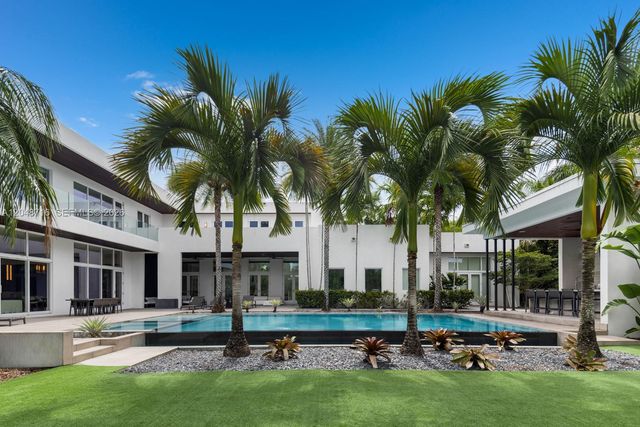 12900 SW 63rd Ave, Pinecrest, FL 33156
