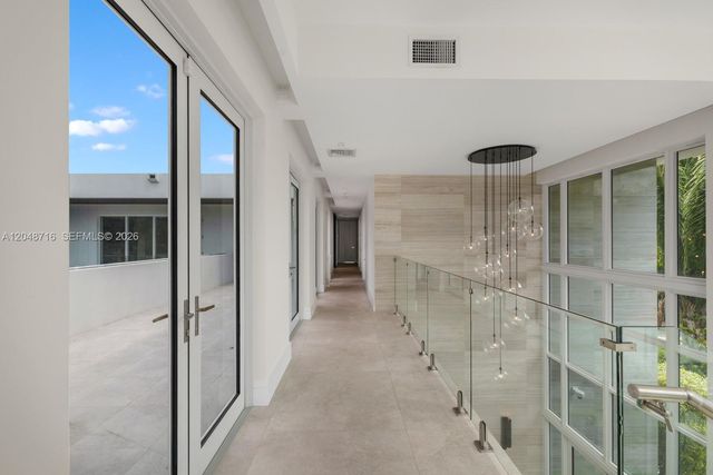 12900 SW 63rd Ave, Pinecrest, FL 33156