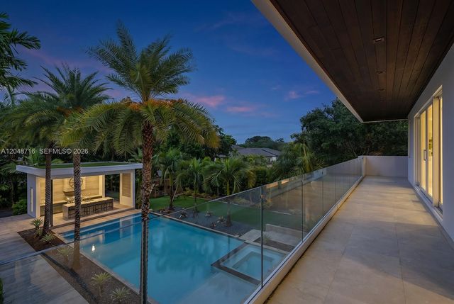 12900 SW 63rd Ave, Pinecrest, FL 33156