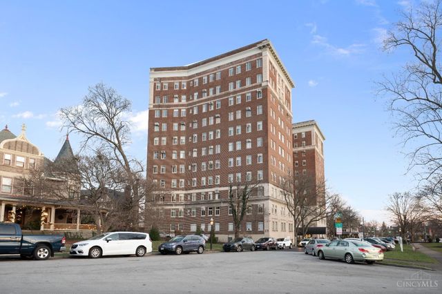 3900 Rose Hill Avenue, Cincinnati, OH 45229