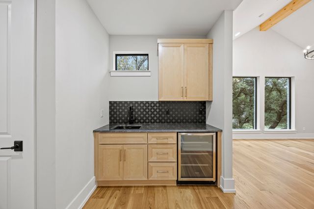 4208 Allencrest Lane, Dallas, TX 75244