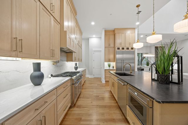 4208 Allencrest Lane, Dallas, TX 75244