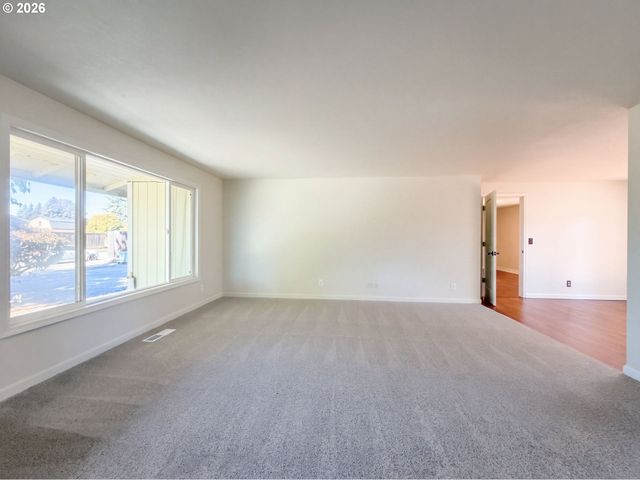 2444 Se 55TH Ave, Hillsboro, OR 97123