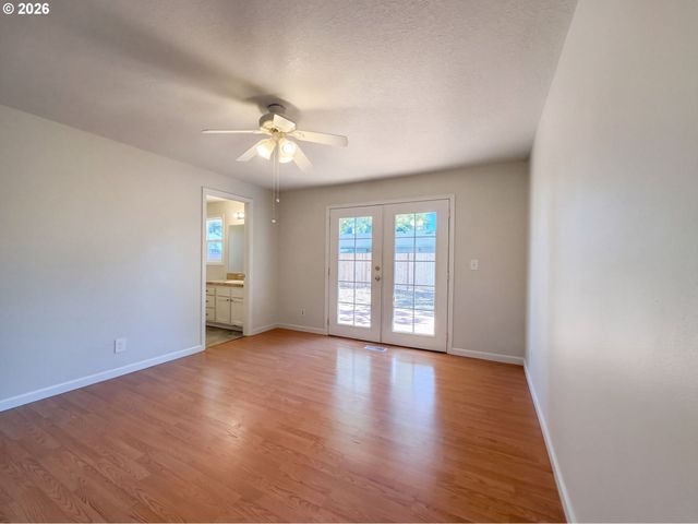 2444 Se 55TH Ave, Hillsboro, OR 97123