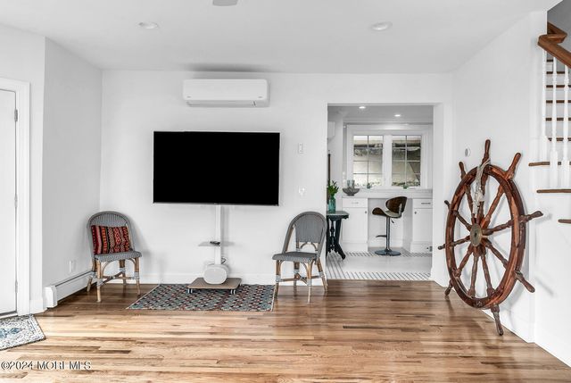 157 Portland Road, Highlands, NJ 07732