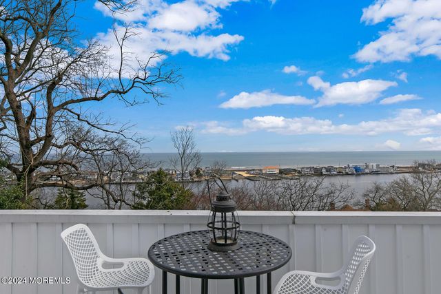 157 Portland Road, Highlands, NJ 07732