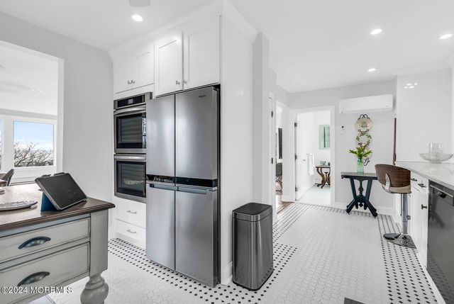 157 Portland Road, Highlands, NJ 07732