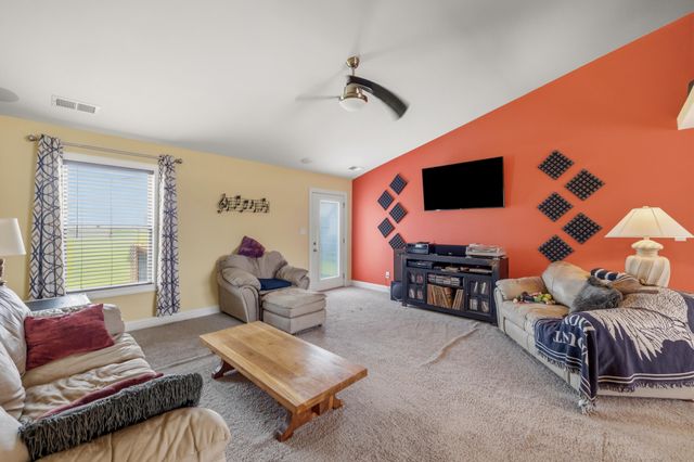 604 Fairfax Lane, Richmond, KY 40475