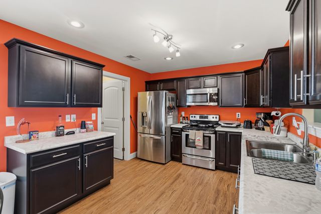 604 Fairfax Lane, Richmond, KY 40475