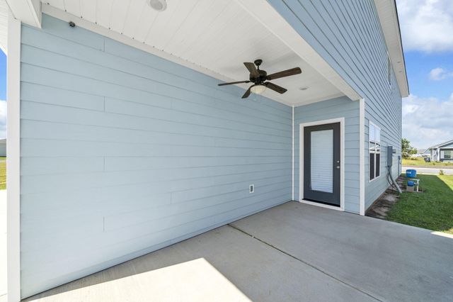 464 Arrowwood Boulevard, Freeport, FL 32439