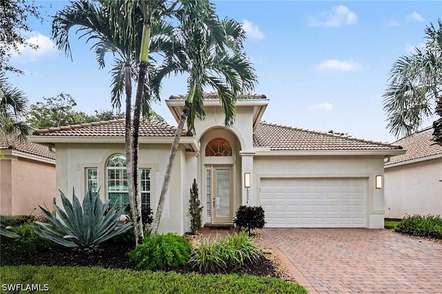 10534 Yorkstone DR, Bonita Springs, FL 34135