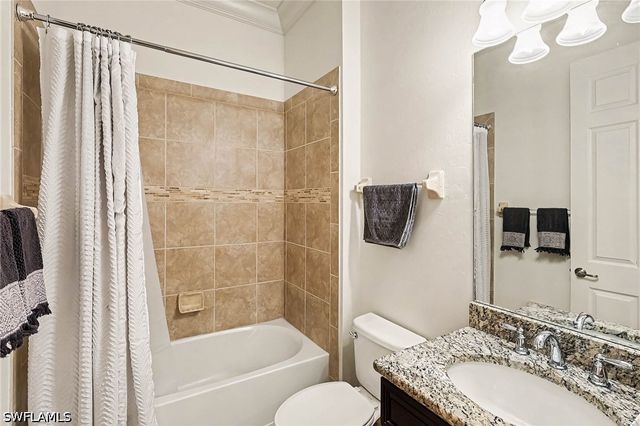 10534 Yorkstone DR, Bonita Springs, FL 34135