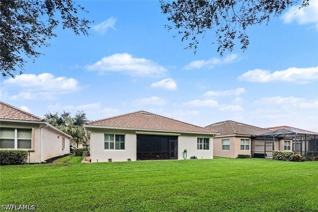 10534 Yorkstone DR, Bonita Springs, FL 34135