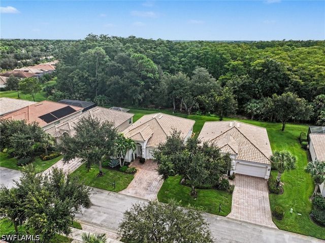 10534 Yorkstone DR, Bonita Springs, FL 34135
