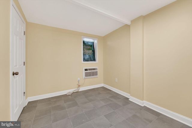 7205 LIVINGSTON RD, Oxon Hill, MD 20745