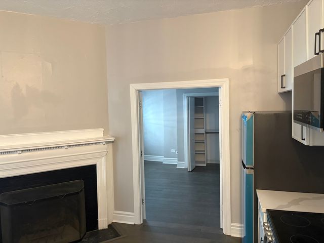 20 E Goethe Street 404, Chicago, IL 60610