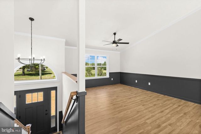 28264 MINE RUN RD, Rhoadesville, VA 22542