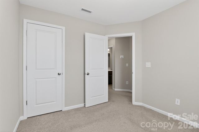 13357 Porter Creek Road, Charlotte, NC 28262