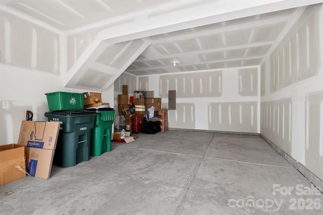 13357 Porter Creek Road, Charlotte, NC 28262