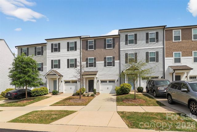 13357 Porter Creek Road, Charlotte, NC 28262