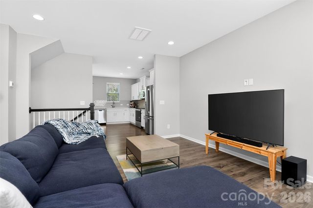 13357 Porter Creek Road, Charlotte, NC 28262