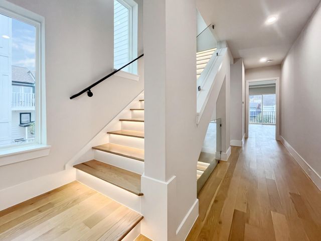 902 Knox Street A, Houston, TX 77007
