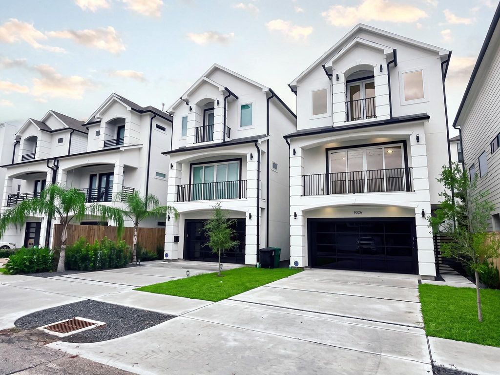 902 Knox Street A, Houston, TX 77007