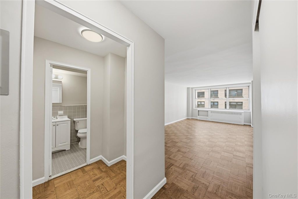 310 E 70th Street 5C, New York (manhattan), NY 10021 — photo 4