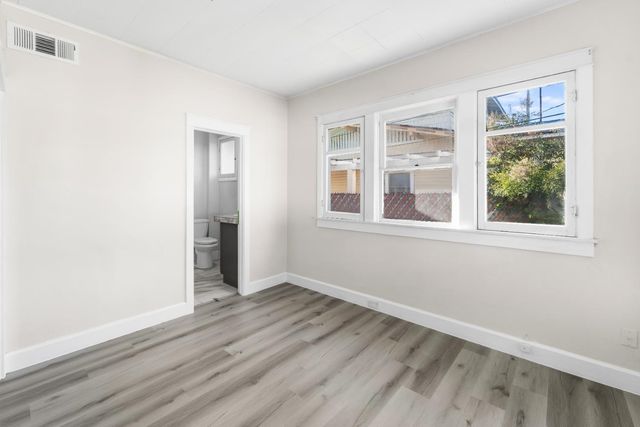 814 N Roosevelt Avenue, Fresno, CA 93728