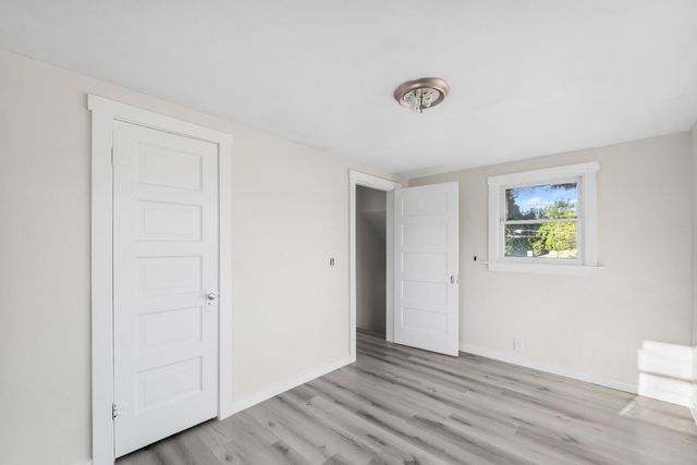 814 N Roosevelt Avenue, Fresno, CA 93728