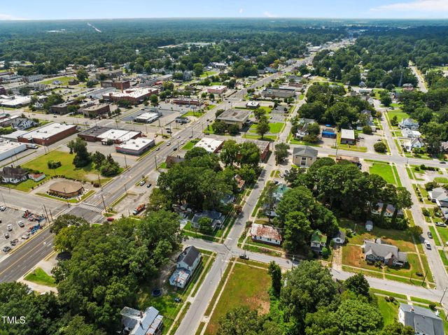 109 E Grainger Avenue, Kinston, NC 28501