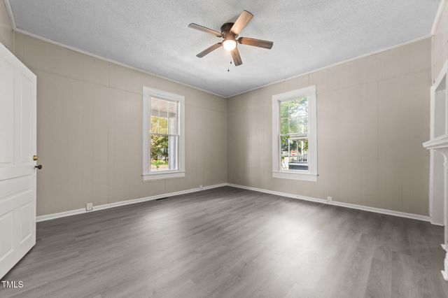 109 E Grainger Avenue, Kinston, NC 28501
