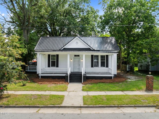109 E Grainger Avenue, Kinston, NC 28501