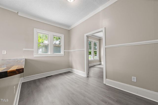 109 E Grainger Avenue, Kinston, NC 28501