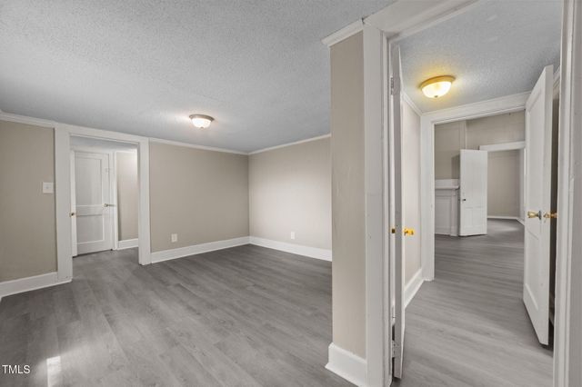 109 E Grainger Avenue, Kinston, NC 28501