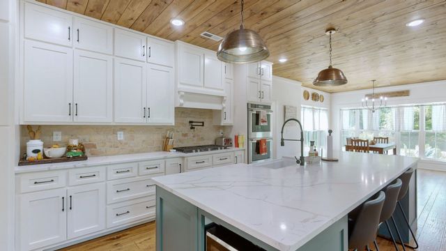 230 McDeal Rd, Fayetteville, TN 37334