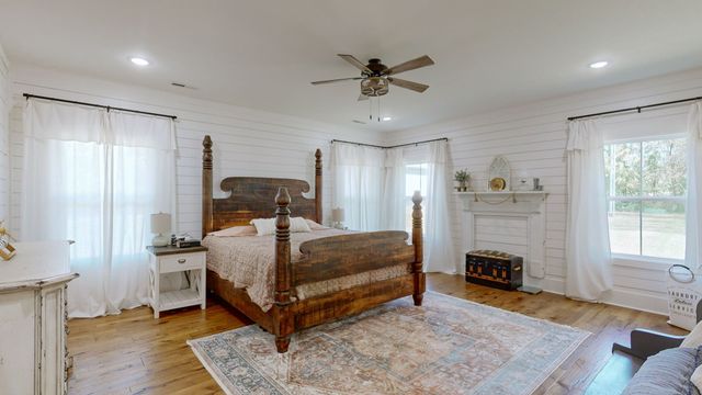 230 McDeal Rd, Fayetteville, TN 37334