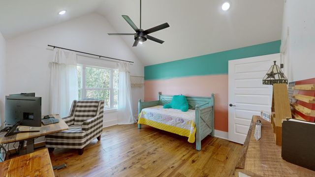 230 McDeal Rd, Fayetteville, TN 37334