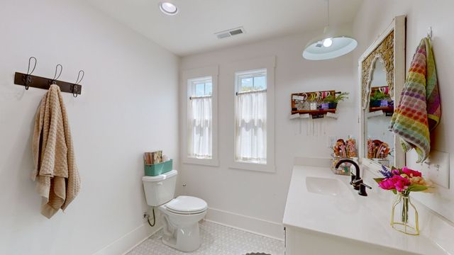 230 McDeal Rd, Fayetteville, TN 37334