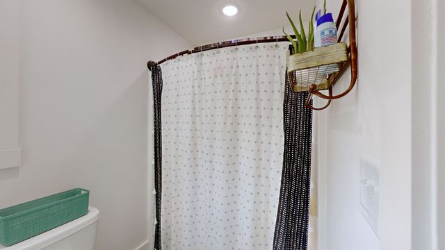 230 McDeal Rd, Fayetteville, TN 37334