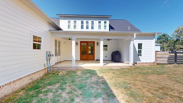 230 McDeal Rd, Fayetteville, TN 37334